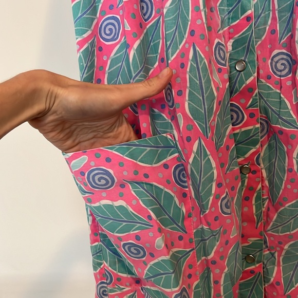 Funky 80s Leaf and Swirl Pattern Muumuu - Picture 5 of 6